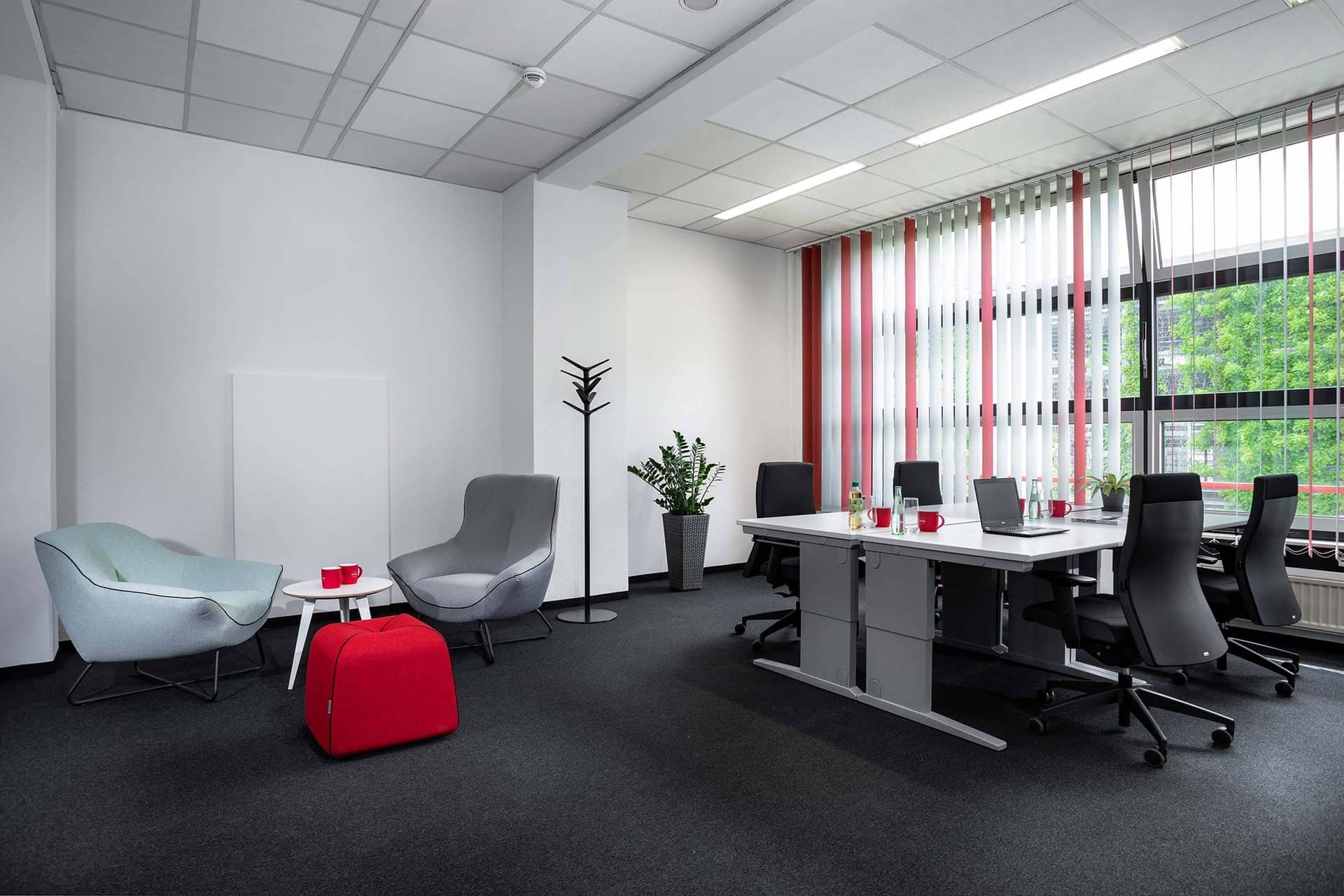 Entspannte Atmosphaere im ibis Styles Darmstadt